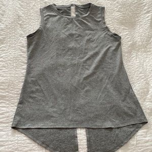 Lululemon gray tank